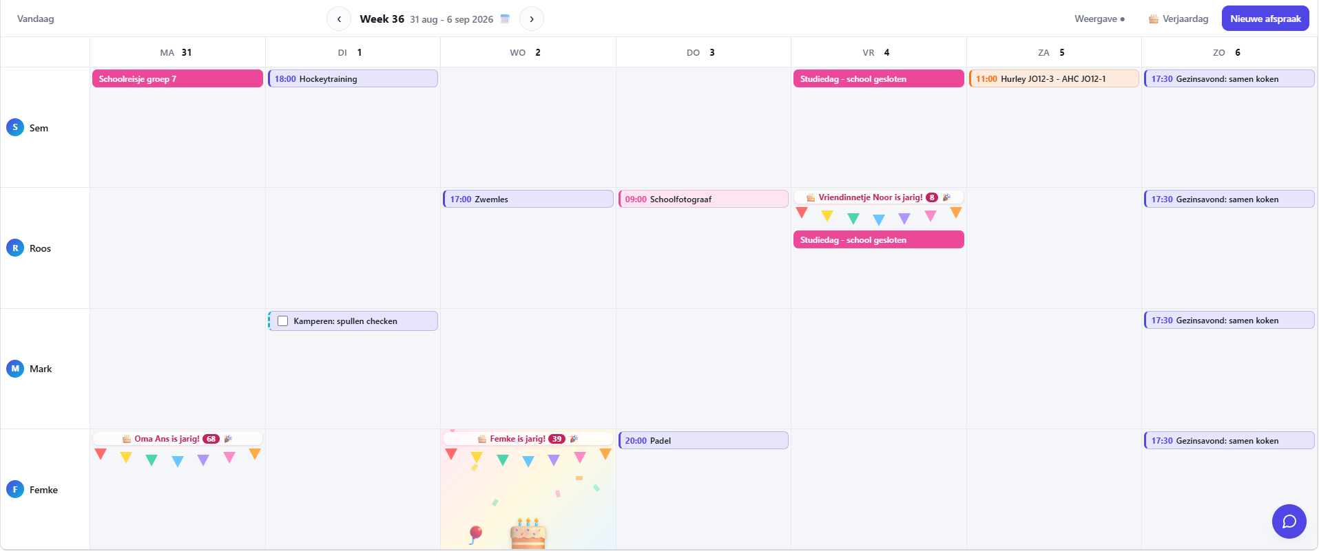 De weekagenda: per gezinslid een rij, externe agenda's in hun eigen kleur.